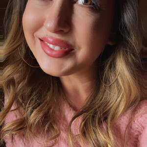 AlexxaLUV Mature webcam from United States