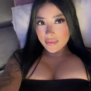 Naomi_lux webcam livesex profile in no-answer cams