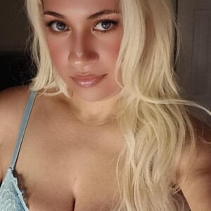 PrincessElle1 No Answer webcam from United States