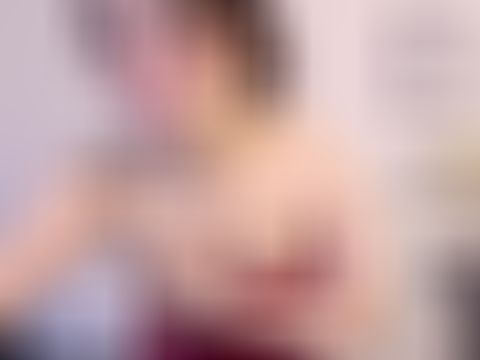 mia__